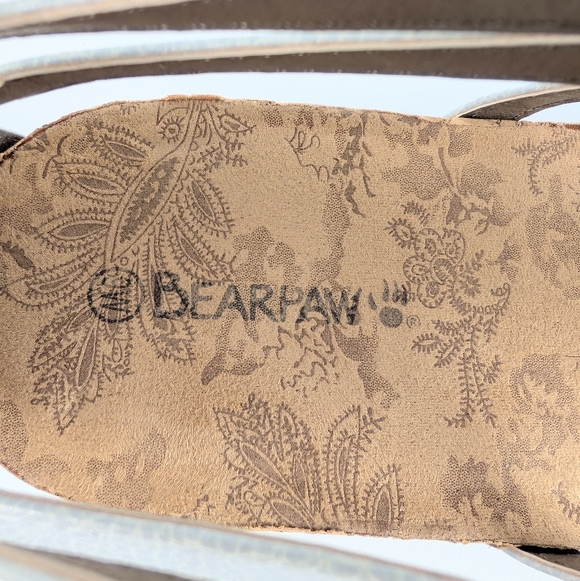 NWT BearPaw Layla II White Metallic Sandals (Size: 9 Wide) - Picture 5 of 10